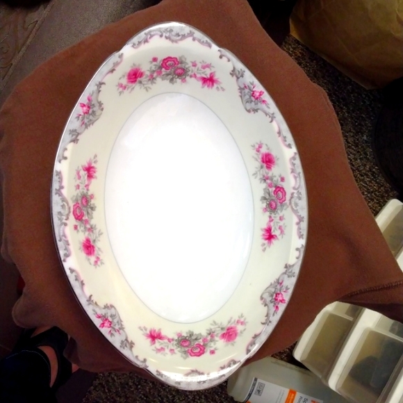 Corsage by Meito 11" Oval Vegetable Bowl EUC Vintage Mid Century - Picture 1 of 5